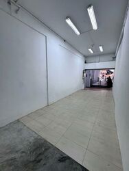 Queen Street (D7), Shop House #570069231